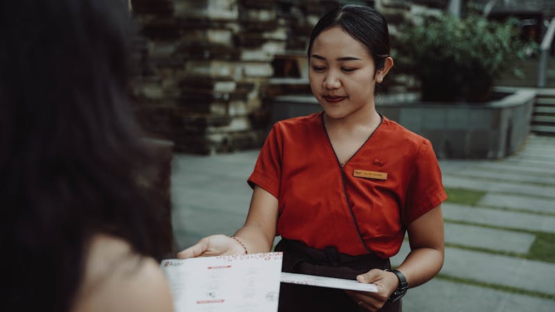 David Thompson, Customer Service Manager